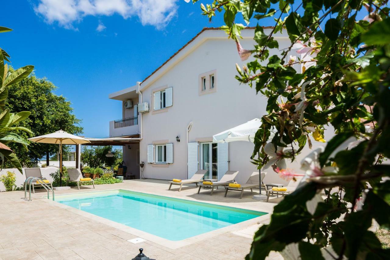 Carpe Diem-Luxury Villa With Private Pool Agia Paraskevi  外观 照片